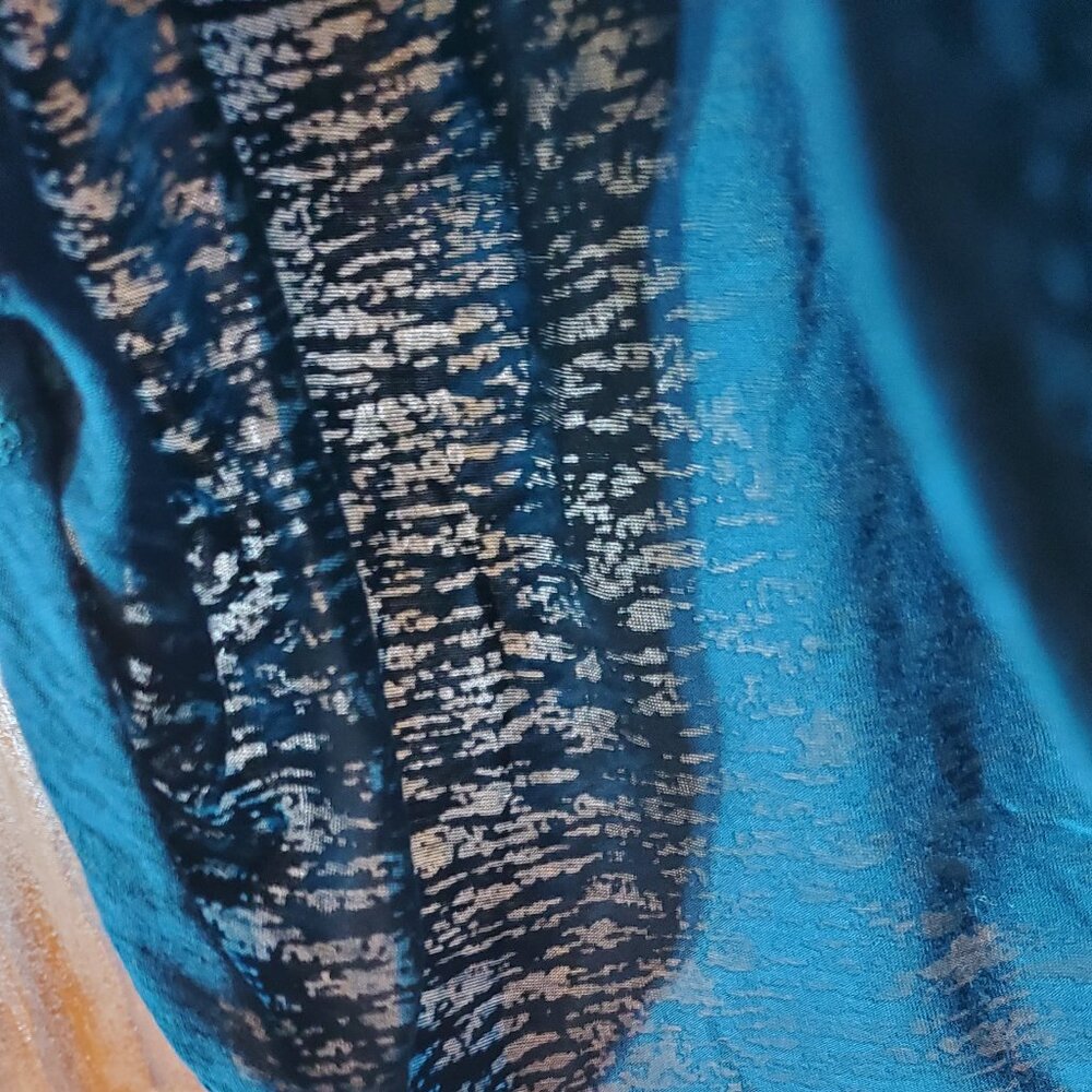 Lululemon Turquoise Sheer workout tank sz. 8